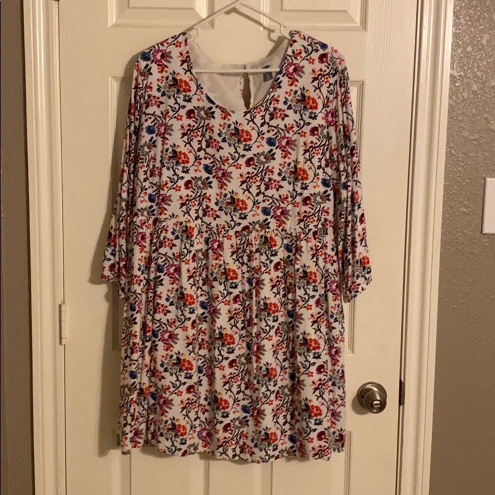 Old Navy floral print, long sleeve dress